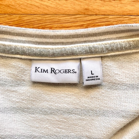 Women’s Kim Rogers size Large Gray and White striped pullover sweatshirt - Picture 3 of 4